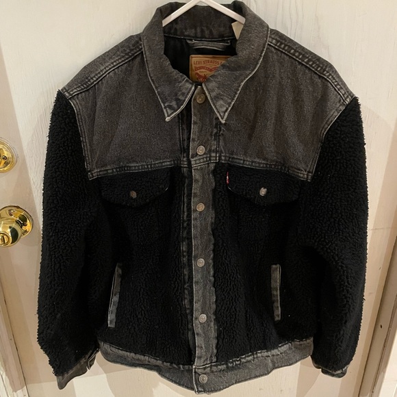 Levi's Jackets & Blazers - Levi Sherpa Jean Jacket